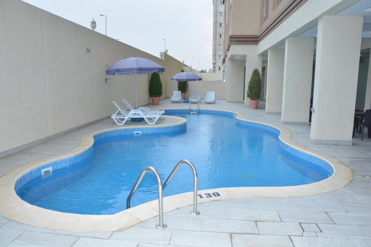 The Lofts Kuwait Fintas Hostel Kuwait City Exterior photo