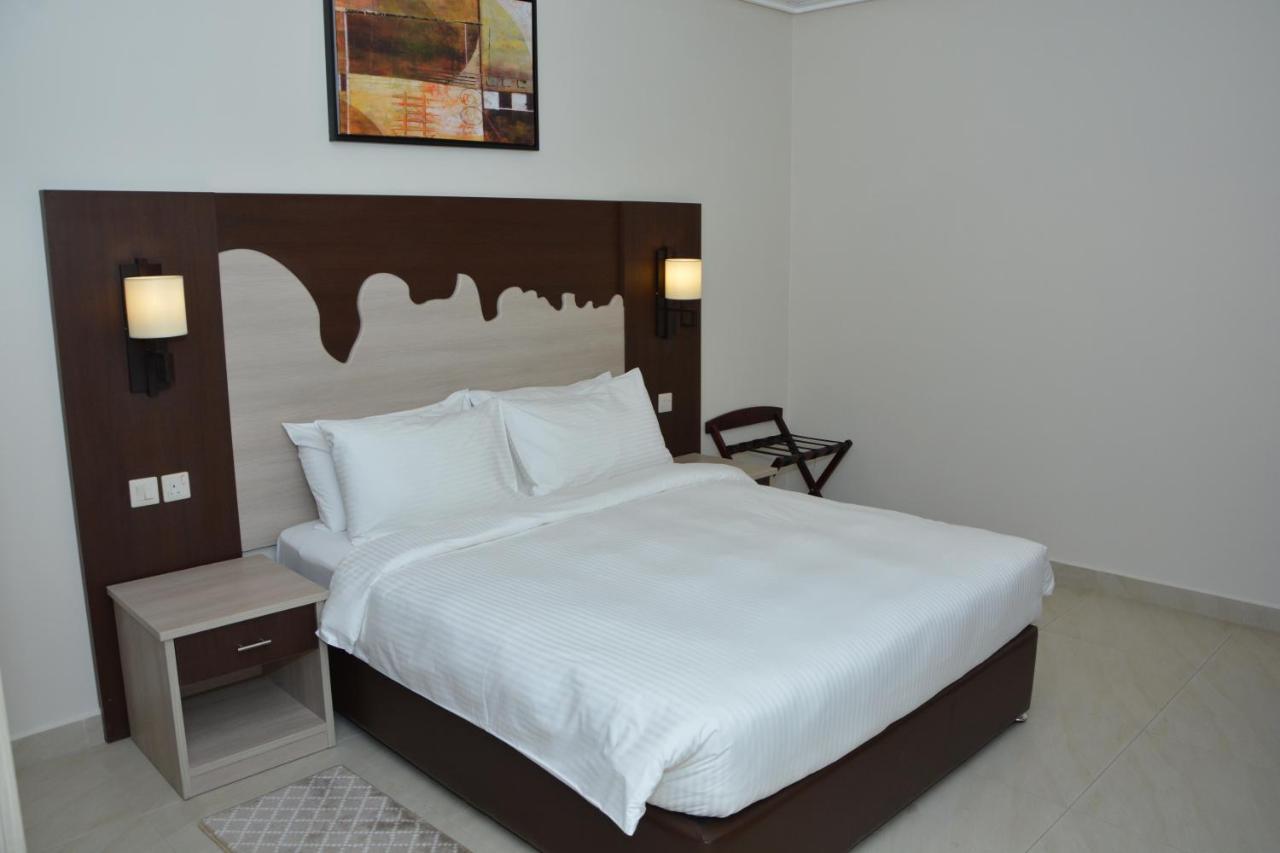 The Lofts Kuwait Fintas Hostel Kuwait City Exterior photo